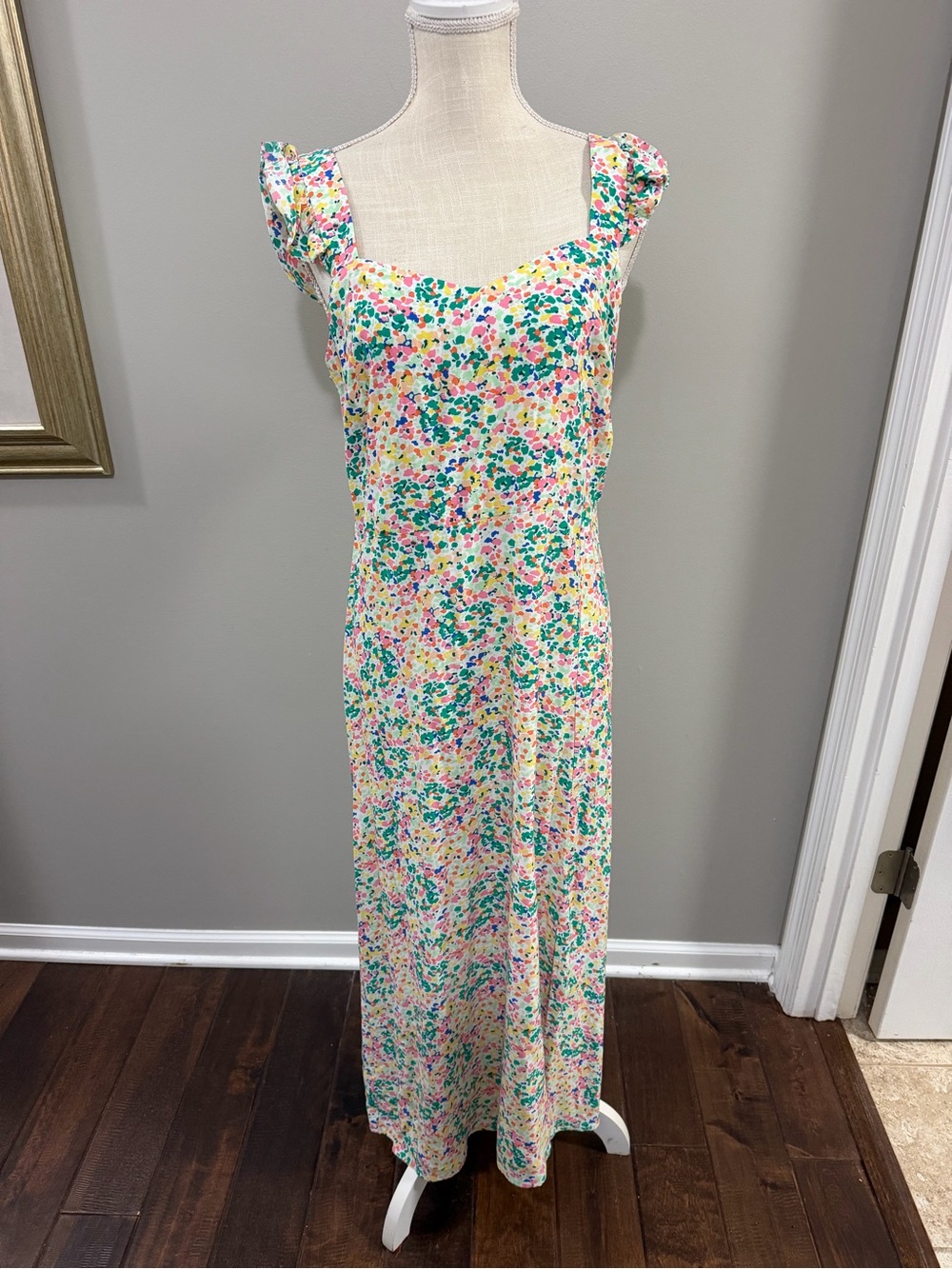 LOFT Cream Floral Square-Neck Maxi Dress. Size 6